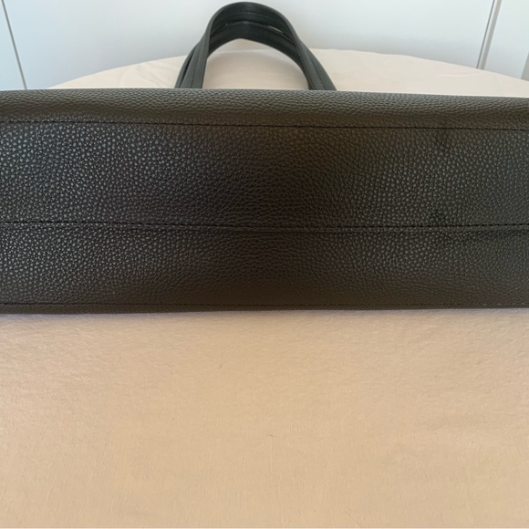Donna Karan Black Leather unlined tote. Gently used. 15.5x5x13 - Picture 7 of 7